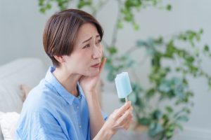 神保町の歯医者なら、駅徒歩1分、神保町野本歯科医院で歯の痛みのタイプについて解説