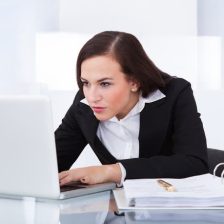 神保町野本歯科医院で、OL・サラリーマンのための「失敗しない歯医者選び」5つの重要ポイントについて解説