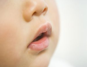 神保町の歯医者、神保町野本歯科医院で、寝ている時の「よだれ」について解説