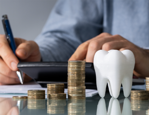 神保町の歯医者、神保町野本歯科医院で【2026年最新】インプラントは保険適用できる？条件と費用を賢く抑える「医療費控除」完全ガイドについて解説